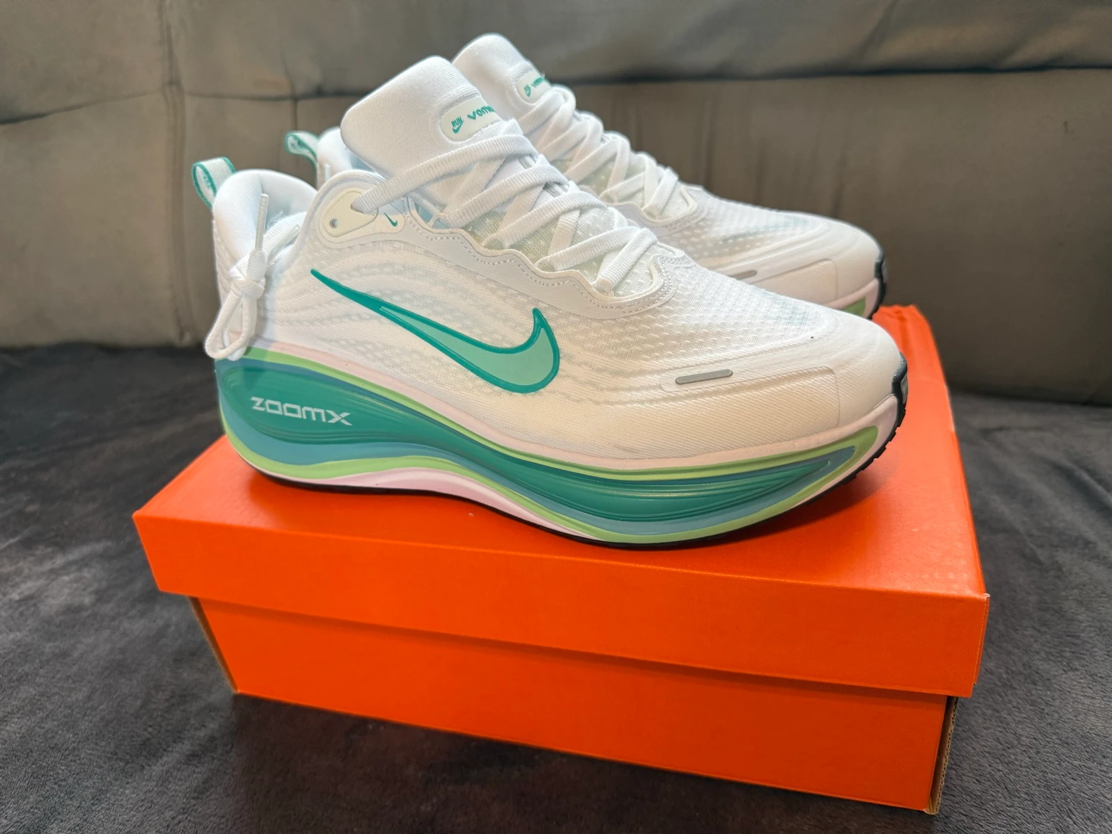 Nike Vomero Plus